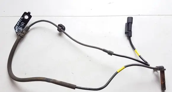 Mitsubishi Outlander ABS brake wheel speed sensor 52283619A