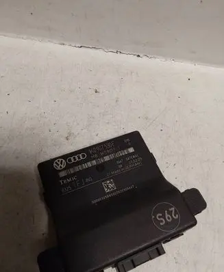 Volkswagen Touran I Gateway control module 1K0907530E 1K0907951