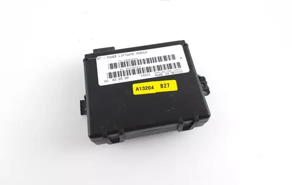 Chrysler Voyager Tailgate/trunk control unit/module 05082068AH P05082068AH