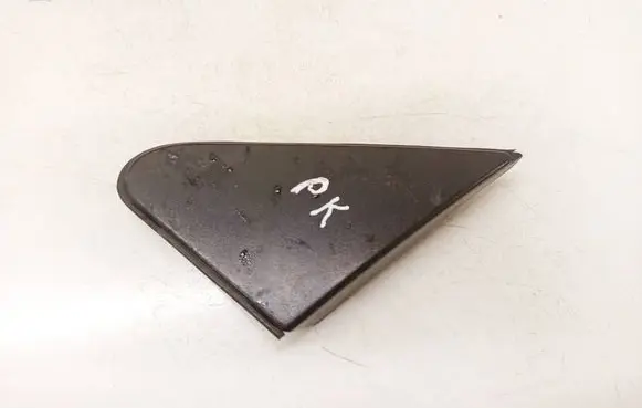 Toyota Yaris Other front door trim element 601180D010