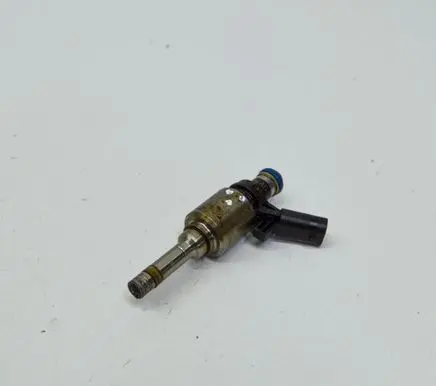 Audi A4 S4 B8 8K Fuel injector 06H906036G