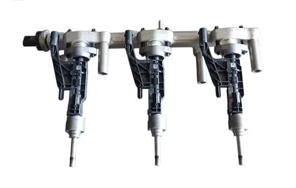 BMW 7 G11 G12 Fuel injector 8698787 0261500437