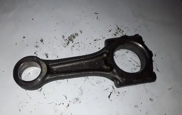 Opel Astra J Connecting rod/conrod NOCODE