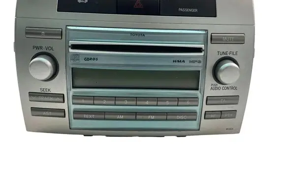 Toyota Verso-S Radio/CD/DVD/GPS head unit 861200F030