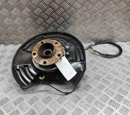 BMW 2 F22 F23 Rear wheel hub 6792515