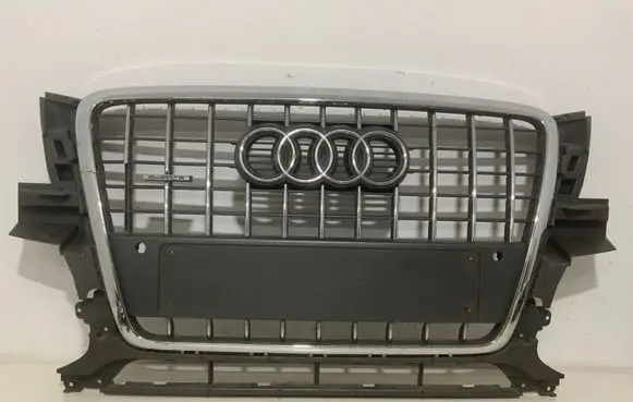 Audi Q5 SQ5 Front bumper upper radiator grill 8R0853651B 8R0853651C