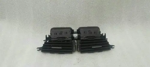 Mercedes-Benz C W204 Dashboard air vent grill cover trim A2048306054
