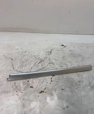 Audi Q5 SQ5 Front door trim bar 8T0867409