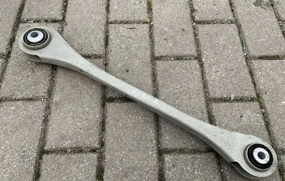 Audi Q7 4M Rear control arm 4M0501529N