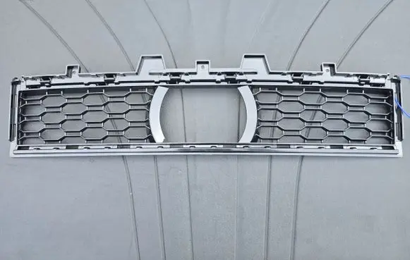 BMW X5 G05 Front bumper lower grill 8069211