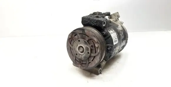 Volvo V70 Air conditioning (A/C) compressor (pump) 36001373