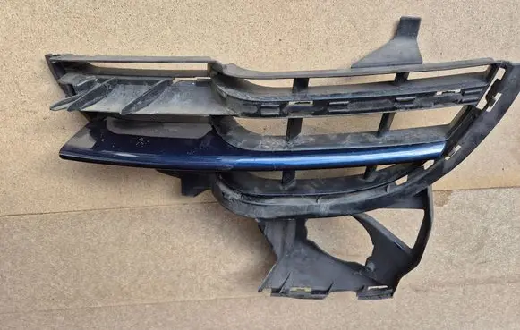 Porsche Cayenne (92A) Front bumper lower grill 7P5807681B