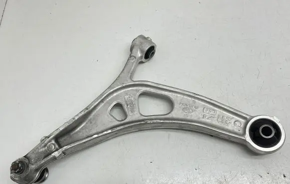 Subaru Outback (BT) Front lower control arm/wishbone 