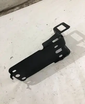 BMW 3 E90 E91 Radiator support slam panel bracket 7117811 23781010