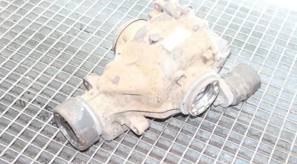 BMW X3 E83 Rear differential 7575538