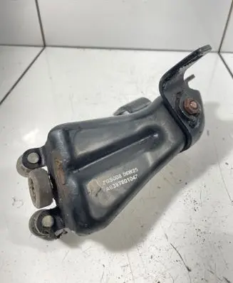 Mercedes-Benz Vito Viano W639 Sliding door middle roller runner A6397601047 Z0S00806W25