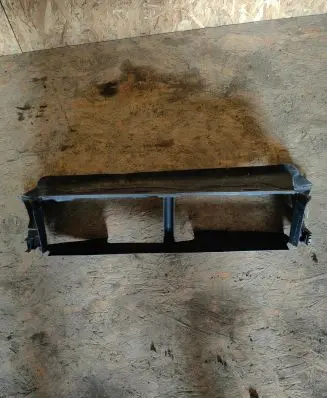 Ford Focus Intercooler air guide/duct channel BM518312A