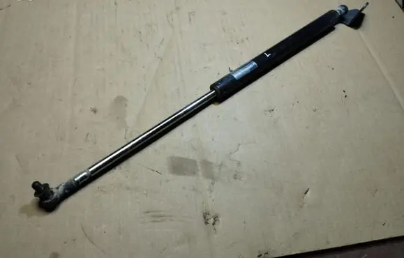 Honda FR-V Tailgate/trunk strut/damper