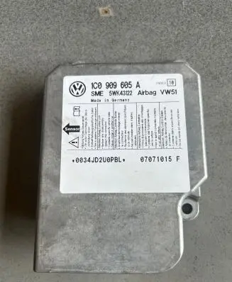 Volkswagen Transporter - Caravelle T5 Airbag control unit/module 1C0909605A 07071015F 0034JD2U0PBL