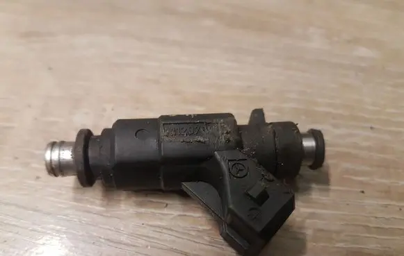 Mercedes-Benz ML W163 Fuel injector 0280155742 A1120780049