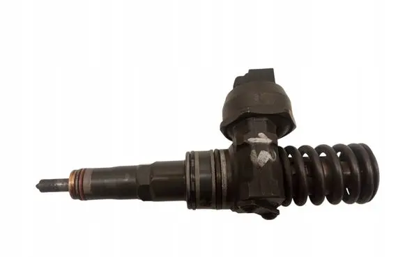 Volkswagen Polo Fuel injector 038130073AG