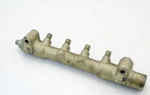 Opel Zafira B Fuel main line pipe Z17DTRLWP