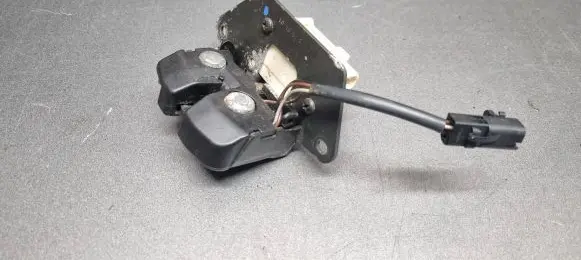 Fiat Croma Tailgate/trunk/boot lock/catch/latch