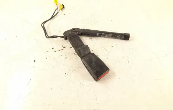 Mercedes-Benz GL X164 Front seatbelt buckle 2518600469 A2518600469