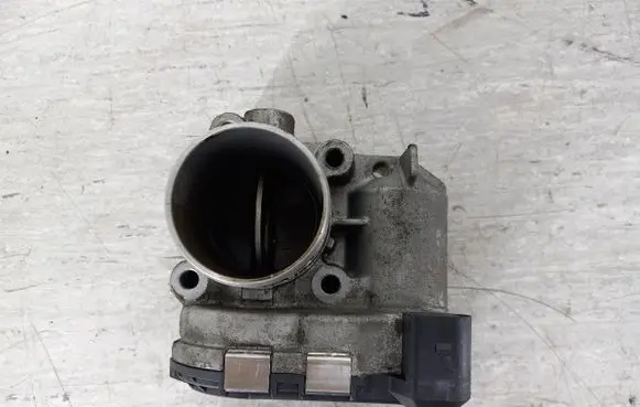 Nissan X-Trail T31 Throttle body valve 