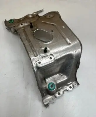 BMW M5 F90 Engine cover (trim) 7852130