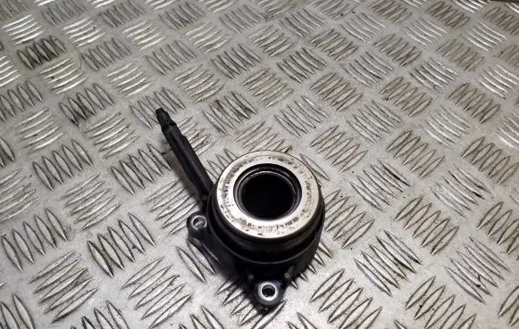 Audi TT TTS Mk2 Clutch release bearing slave cylinder 