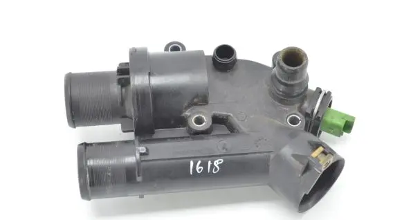 Thermostat/thermostat housing