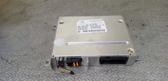Mercedes-Benz C W203 Bluetooth control unit module A2118703226