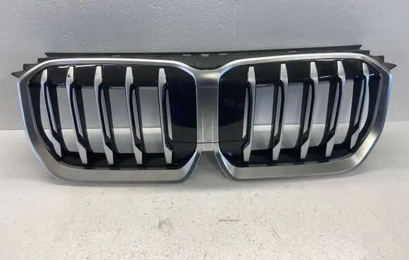 BMW X1 U11 Front grill 5A0BB82 185178 5A0BB85