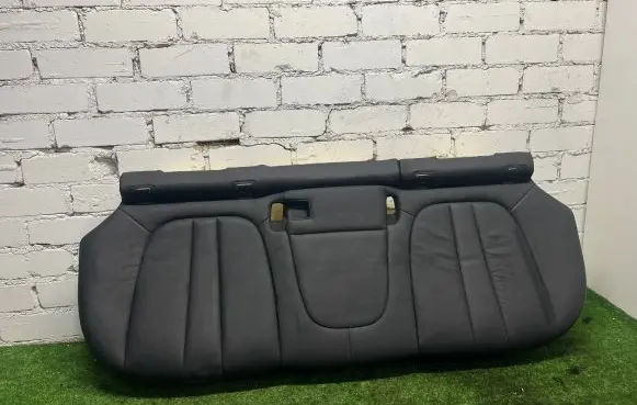Rear seat