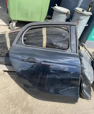 Mercedes-Benz SL R230 Rear door