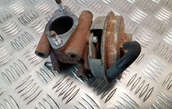 Honda FR-V EGR valve