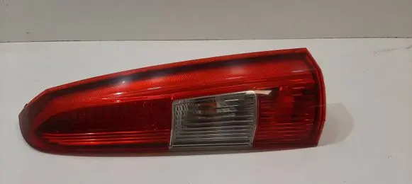 Volvo V70 Rear/tail lights 9154494 152844