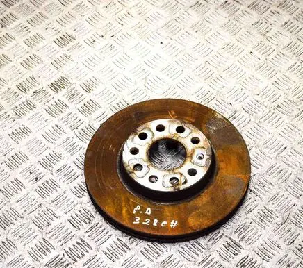 Volkswagen Golf VII Front brake disc