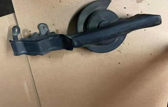 BMW 3 F30 F35 F31 Engine compartment rubber 7255804 18068510
