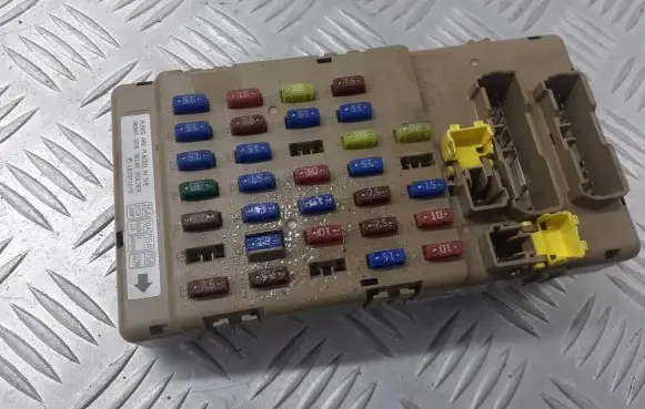 Subaru Forester SH Fuse box set LB101101B