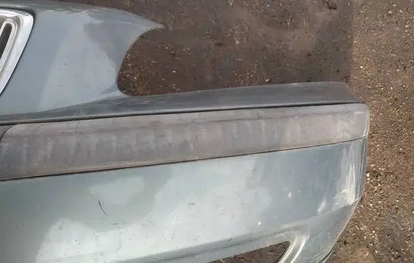 Volvo V70 Front bumper splitter molding 