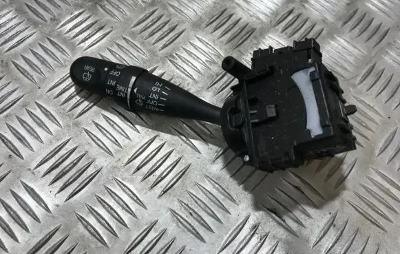 Suzuki Swift I Wiper control stalk