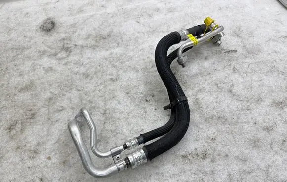 Tesla Model Y Air conditioning (A/C) pipe/hose 162591000D DB322347