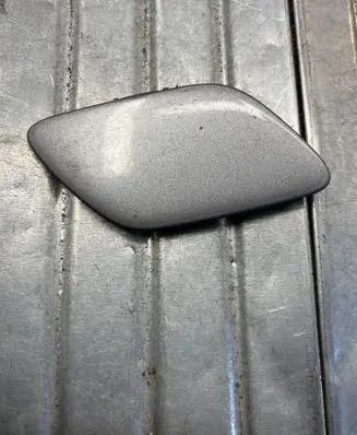 BMW 3 E92 E93 Front tow hook cap/cover 7128243