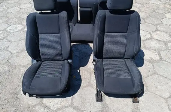 Seat set