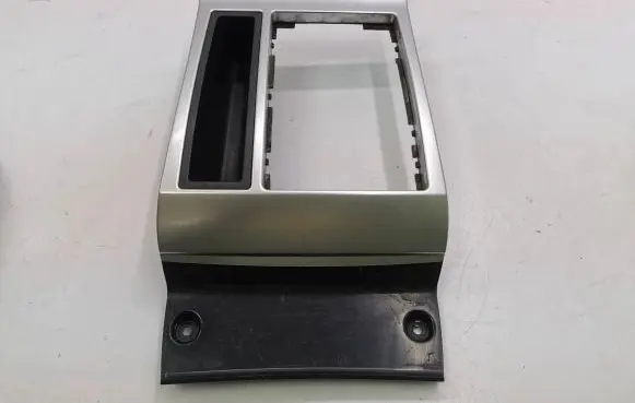 Chrysler 300 - 300C Gear shifter surround trim plastic 0ZM01TRVAB 48876A