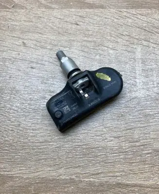 Mazda 3 II Tire pressure sensor GN3A37140B S120123005