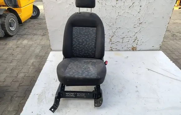 Opel Combo D Front passenger seat 