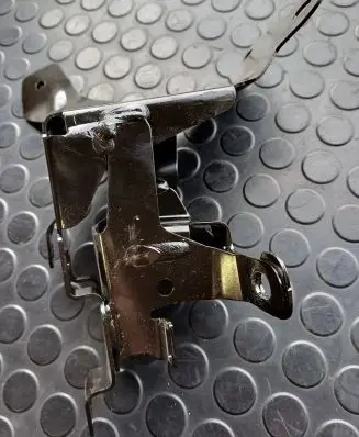 BMW X5 F15 Bracket in trunk/boot 31304E280